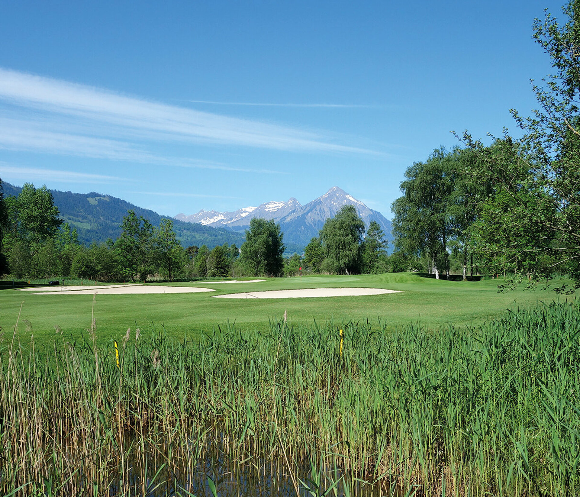 Golfen im Sommerurlaub im Berner Oberland