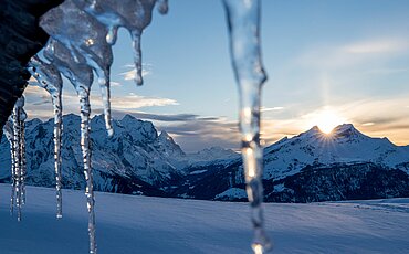 verschneite Berglandschaft vom Hasliberg im Winter