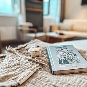 Winter season starts. You relax. We’ll keep the blanket warm. ️⁠ Time to plan your getaway! ️⁠ @_jasminelani_ | @victoriameiringen .⁠ .