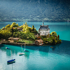 Turquoise waters, spring vibes, zero worries...⁠ Catch me not caring ️ ⁠ ⁠ Tag a friend who should join you!